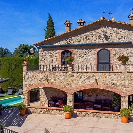 Cal Bisbe, Your Rural Casa rural Capmany