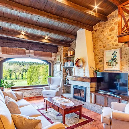 Cal Bisbe, Your Rural Casa rural Capmany