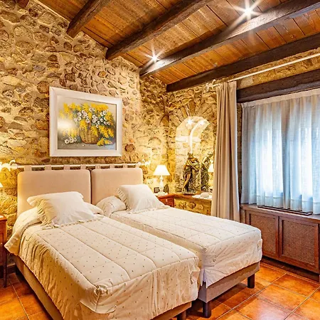 Cal Bisbe, Your Rural Casa rural